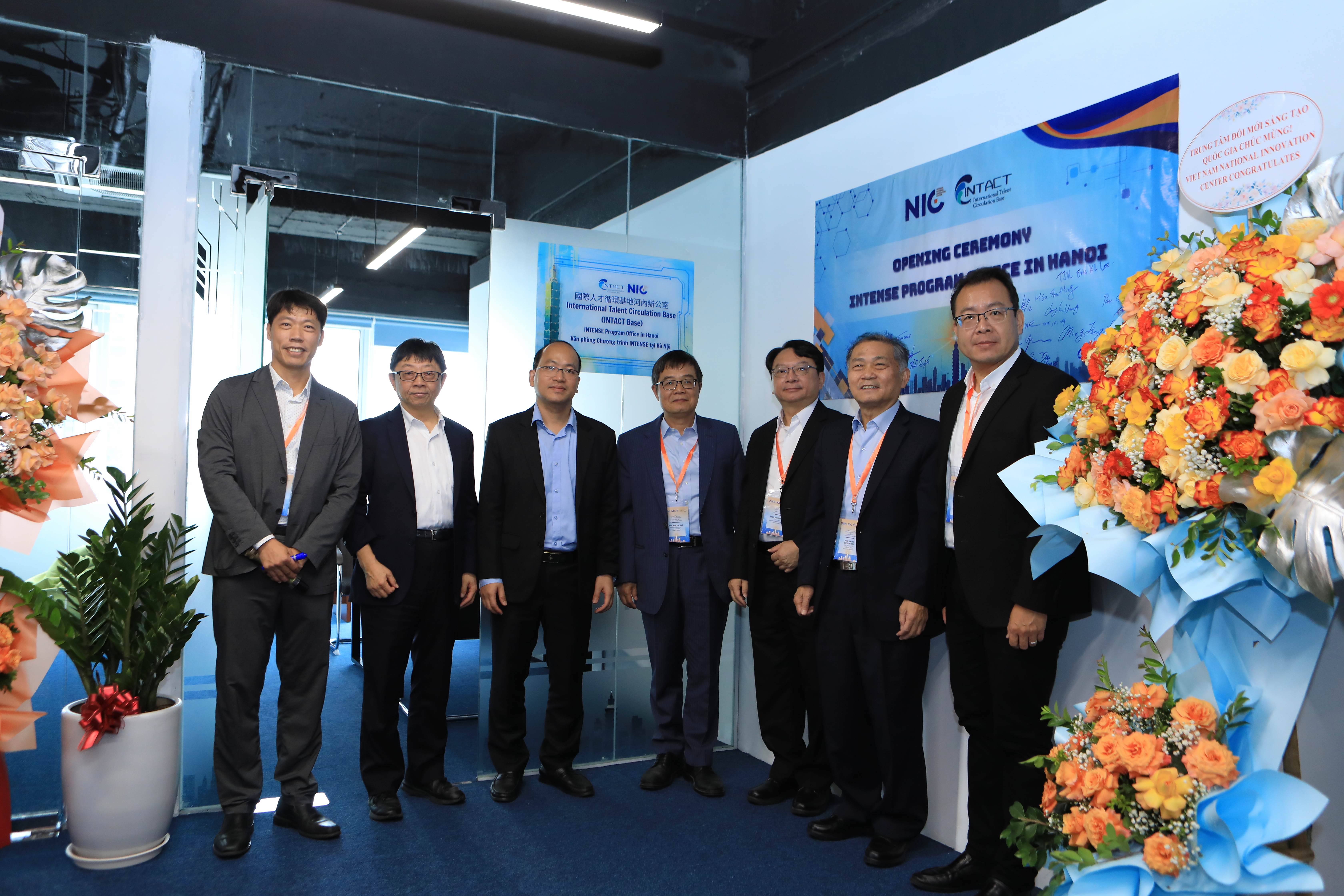 In October of this year, the Taiwan–Vietnam Hub established an office in Hanoi, serving as the main recruitment and cross-institutional coordination center for the New Program in Vietnam, enhancing regional promotion efforts.