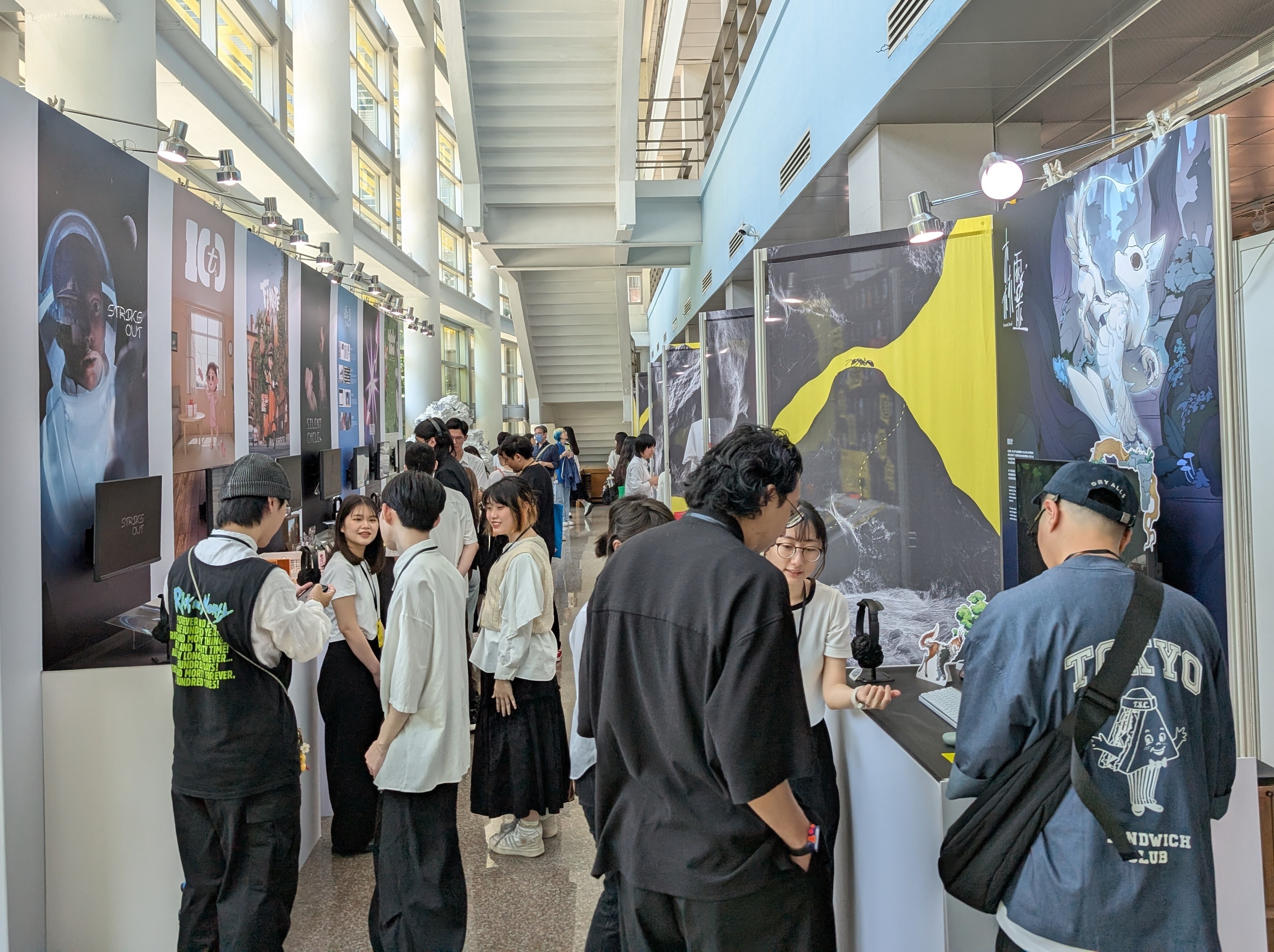 The Taiwan Tech’s Graduation Exhibition of the Department of Design is open on campus from April 30 to May 4, welcoming the public for visits and exchange culture.