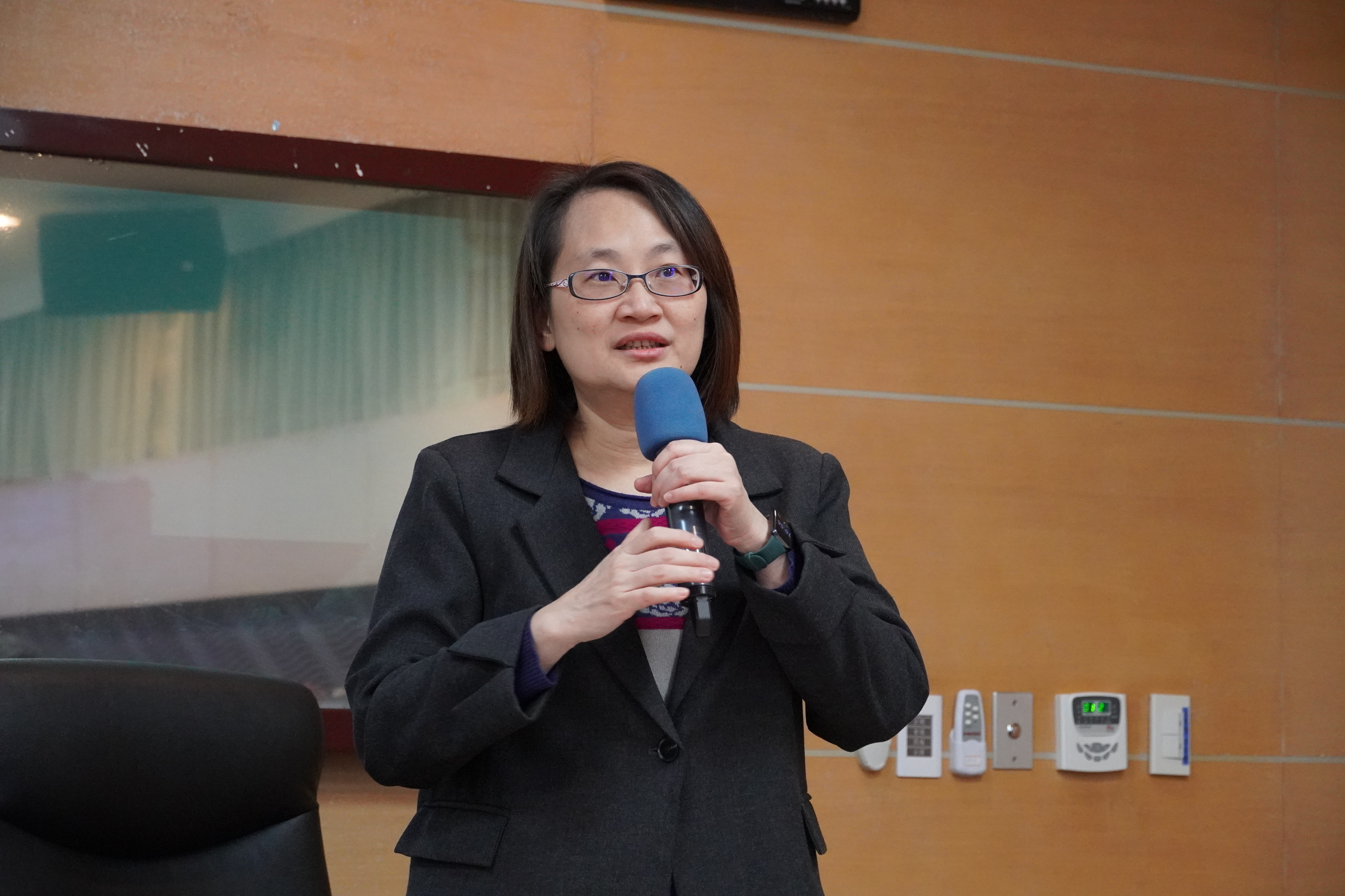Professor Yih-Lin Cheng, Acting Dean of Taiwan Tech’s College of Industry Innovation, introduces the College.