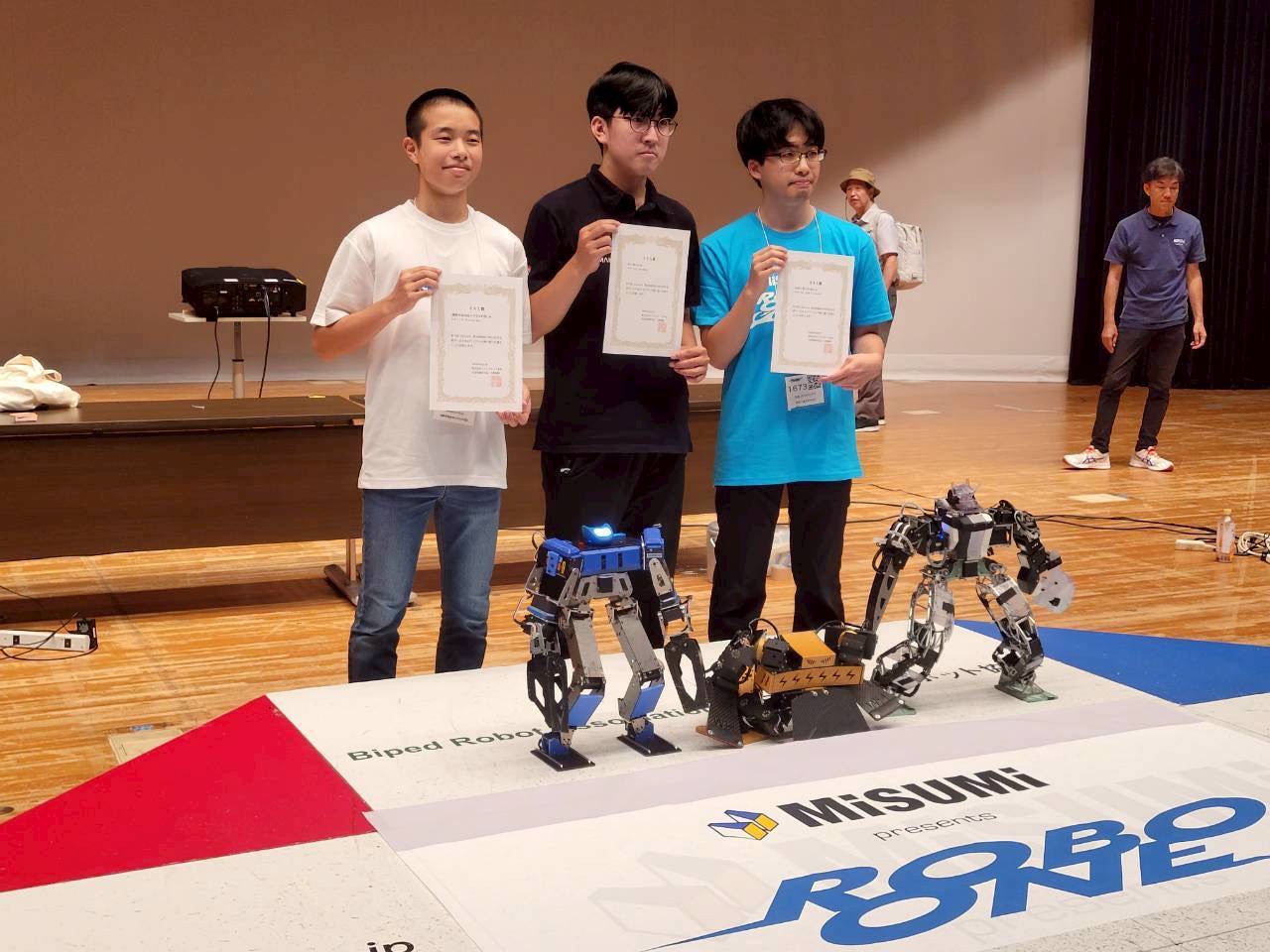 Jui-Chieh Lin (center) won fourth place and also received the “Misumi Special Award” presented by the Japanese industrial components manufacturer MISUMI Group.