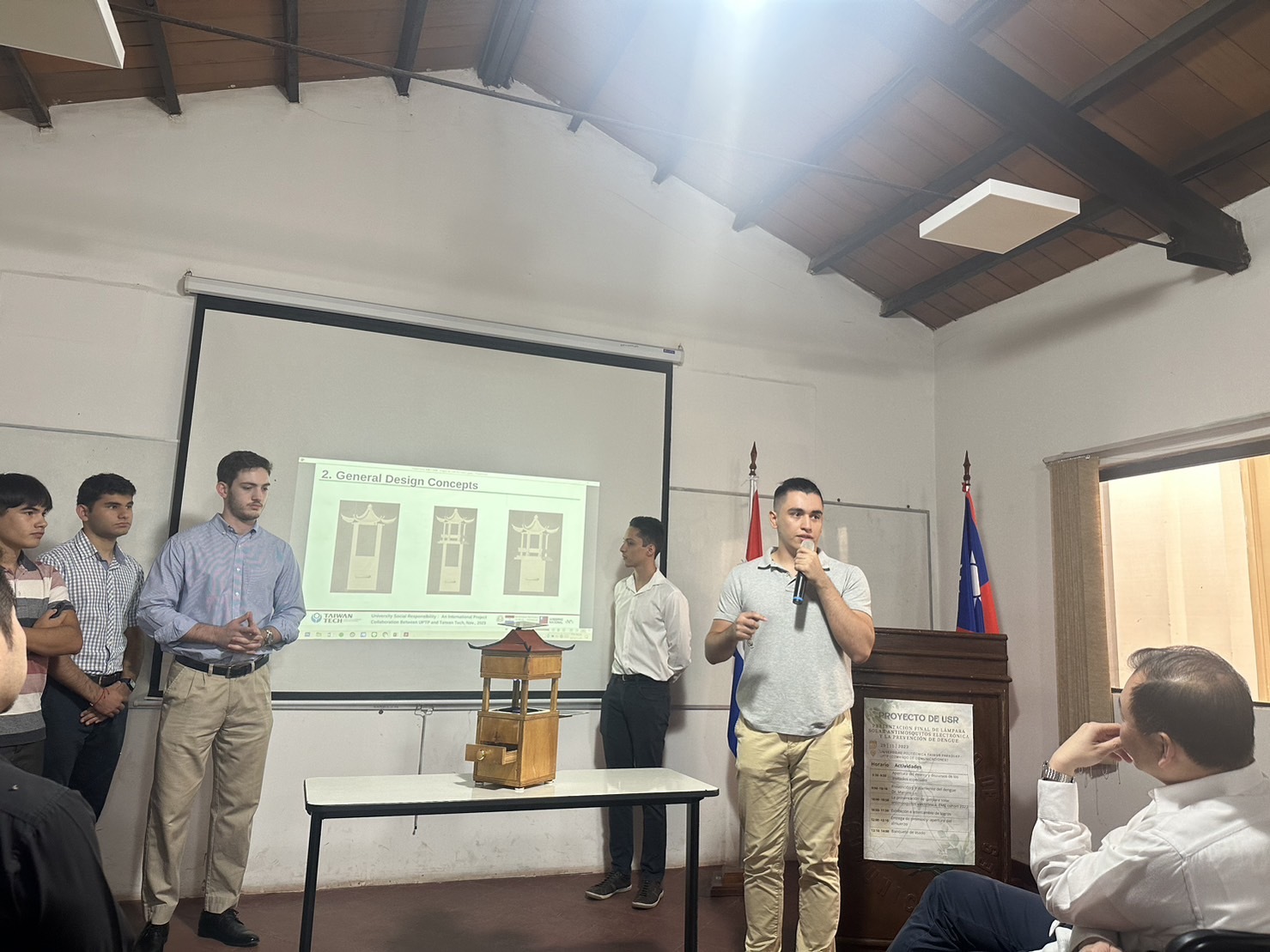 Taiwan-Paraguay Tech held a results presentation event where students showcased the outcomes of the USR project.