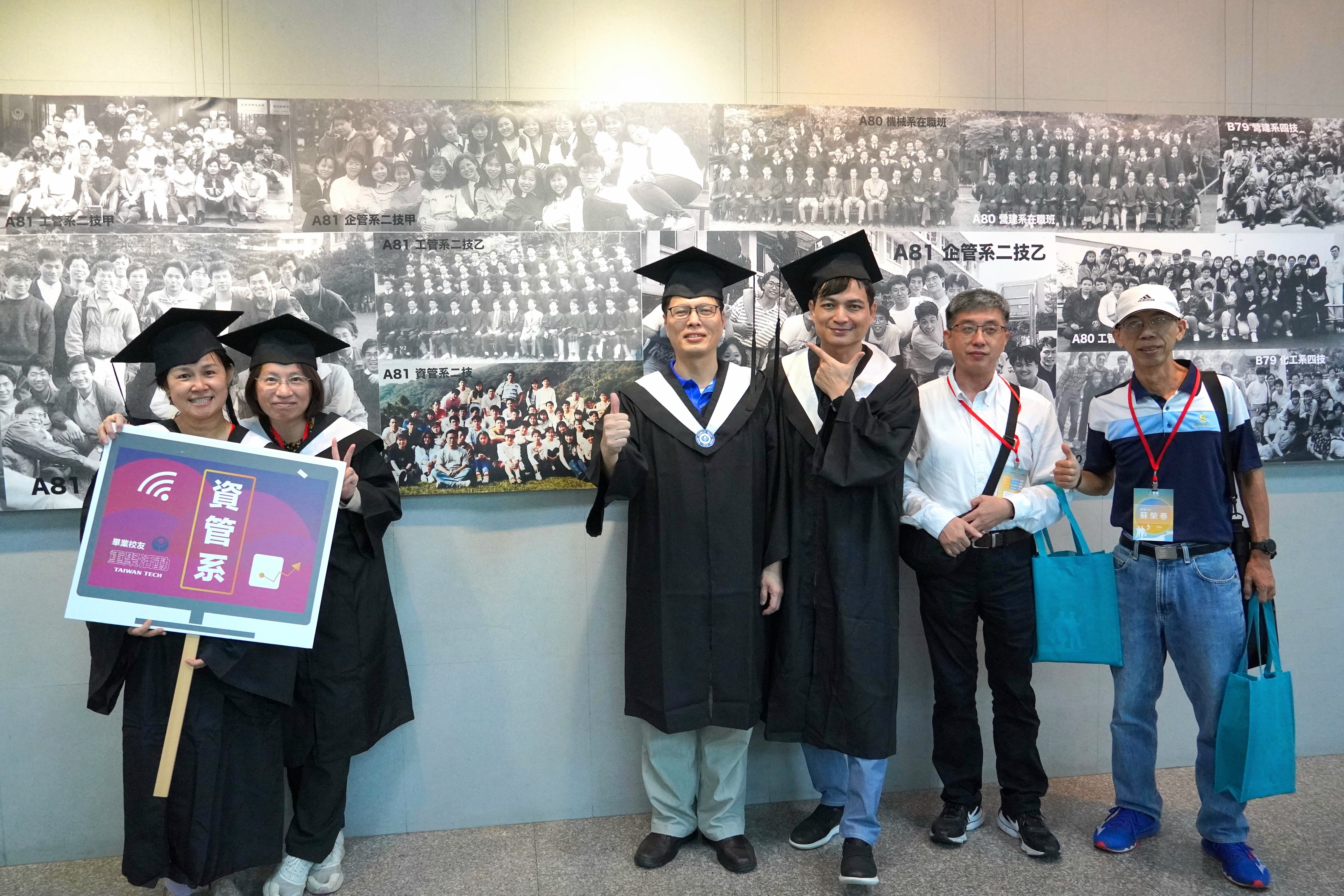 Putting on the graduation robes once again, walking through the memory lane, and returning to the passionate, youthful student days.