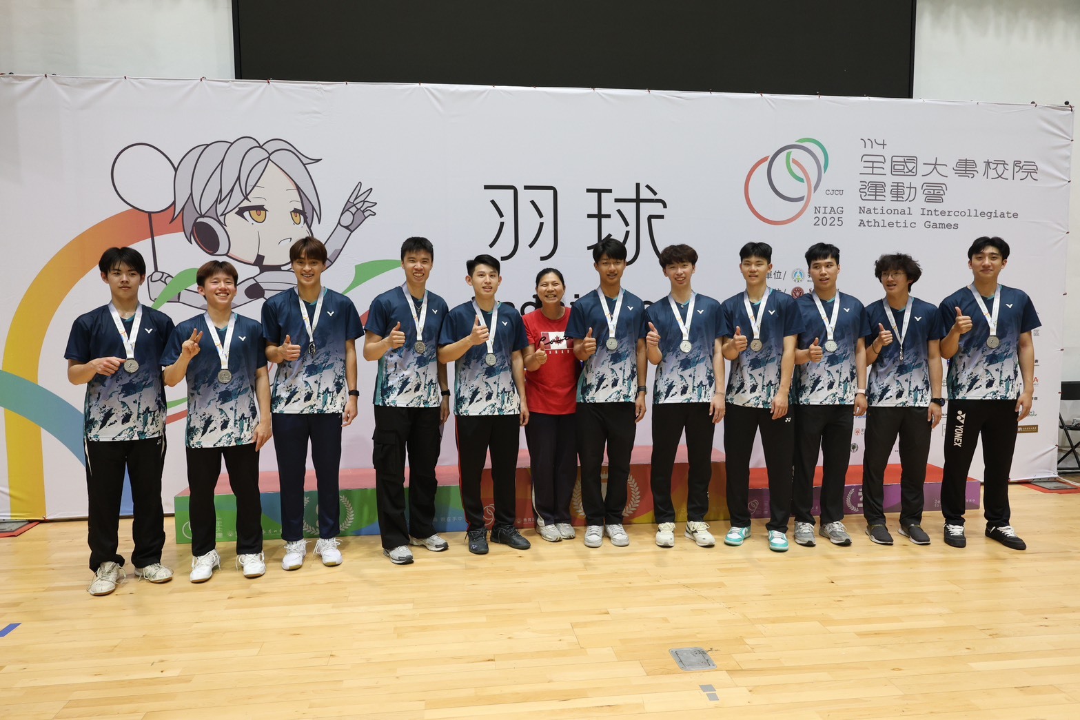 Group photo of Taiwan Tech Badminton Team at the 2025 National Intercollegiate Athletic Games.