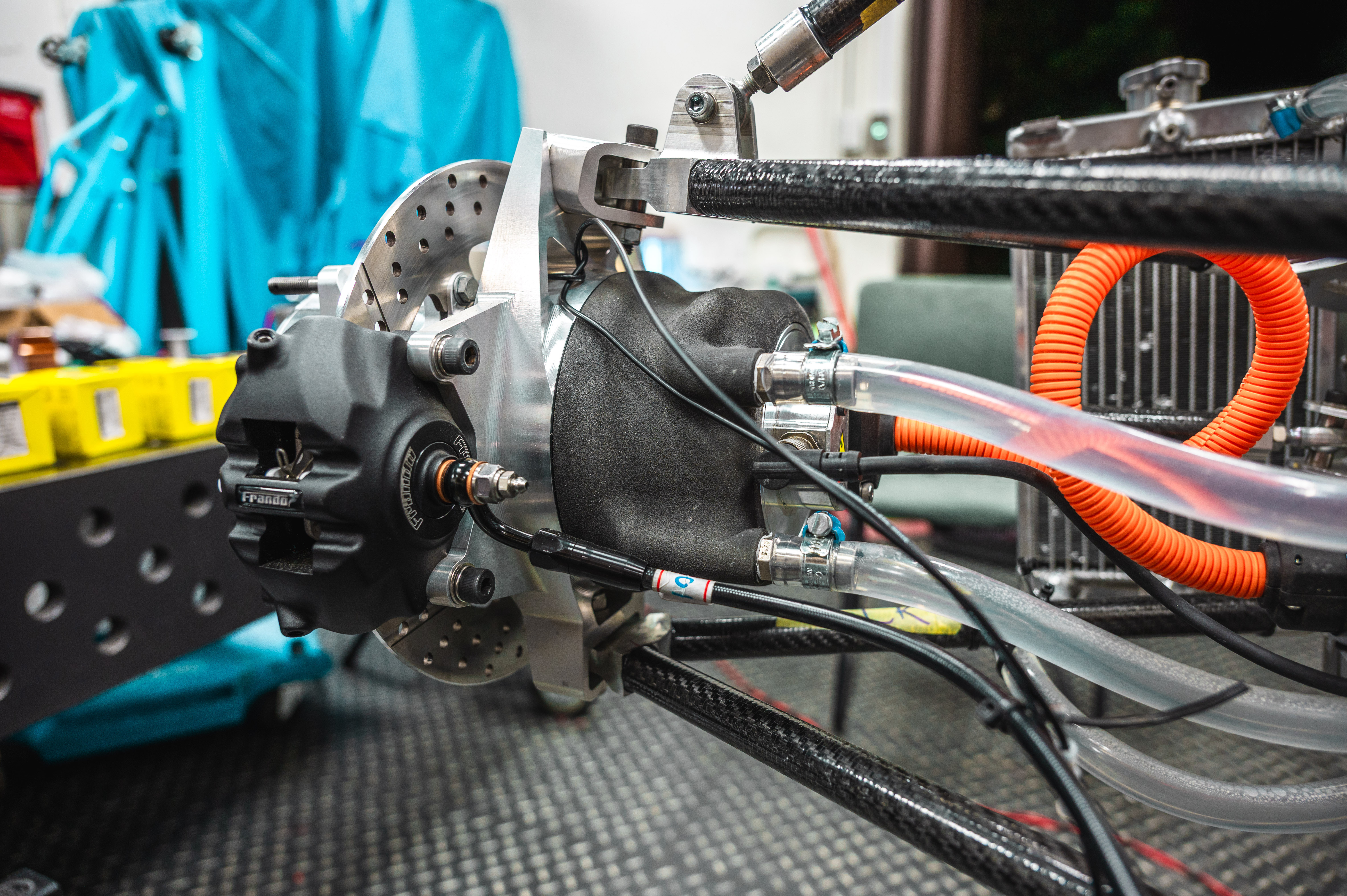 Through innovations in the chassis, motor, and suspension systems, the students demonstrated strong technical capabilities in independent research and development. The process also allowed them to gain extensive hands-on experience and a deeper understanding of system integration in electric vehicle technology.