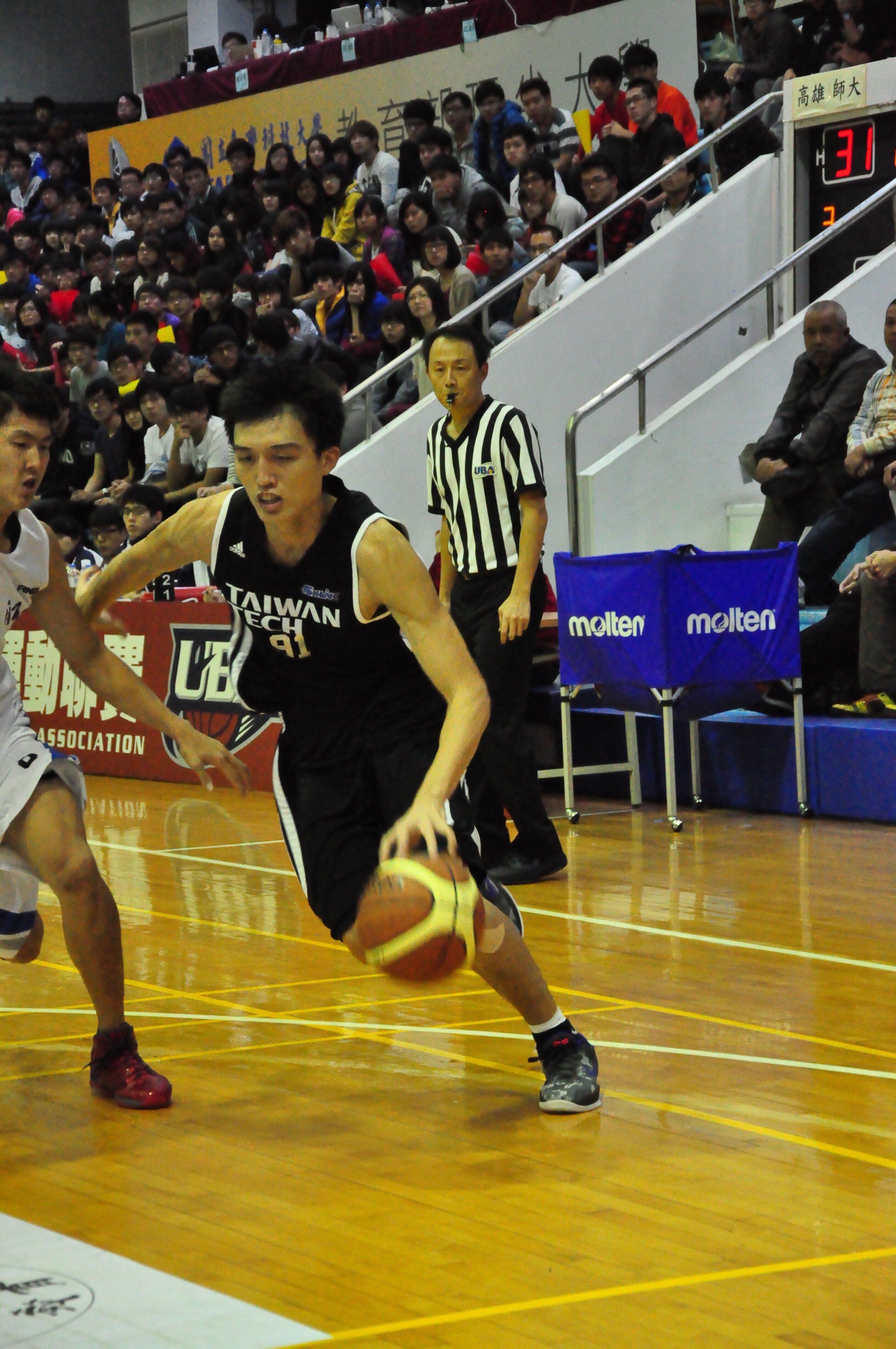 Yi-Hua Peng stated that the key trait of an athlete is never giving up.