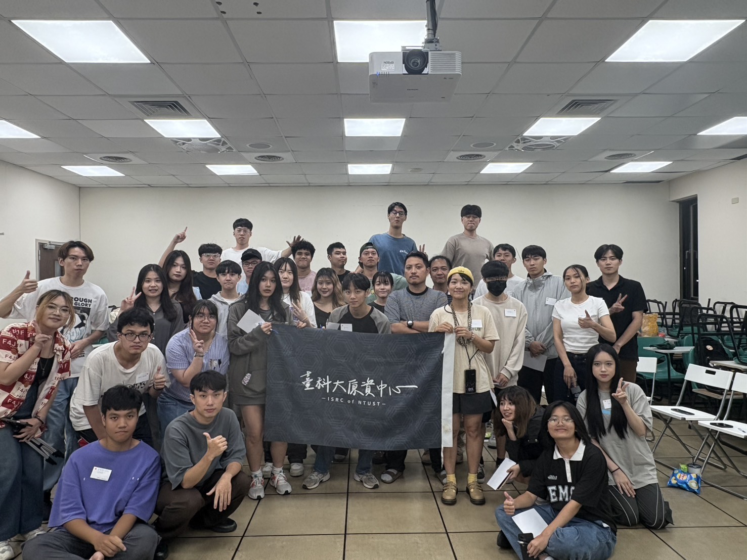 The Indigenous Student Resource Center at Taiwan Tech held the “Critical Thinking Relay Workshop”, engaging students in collective reflection and reconstruction of identity.