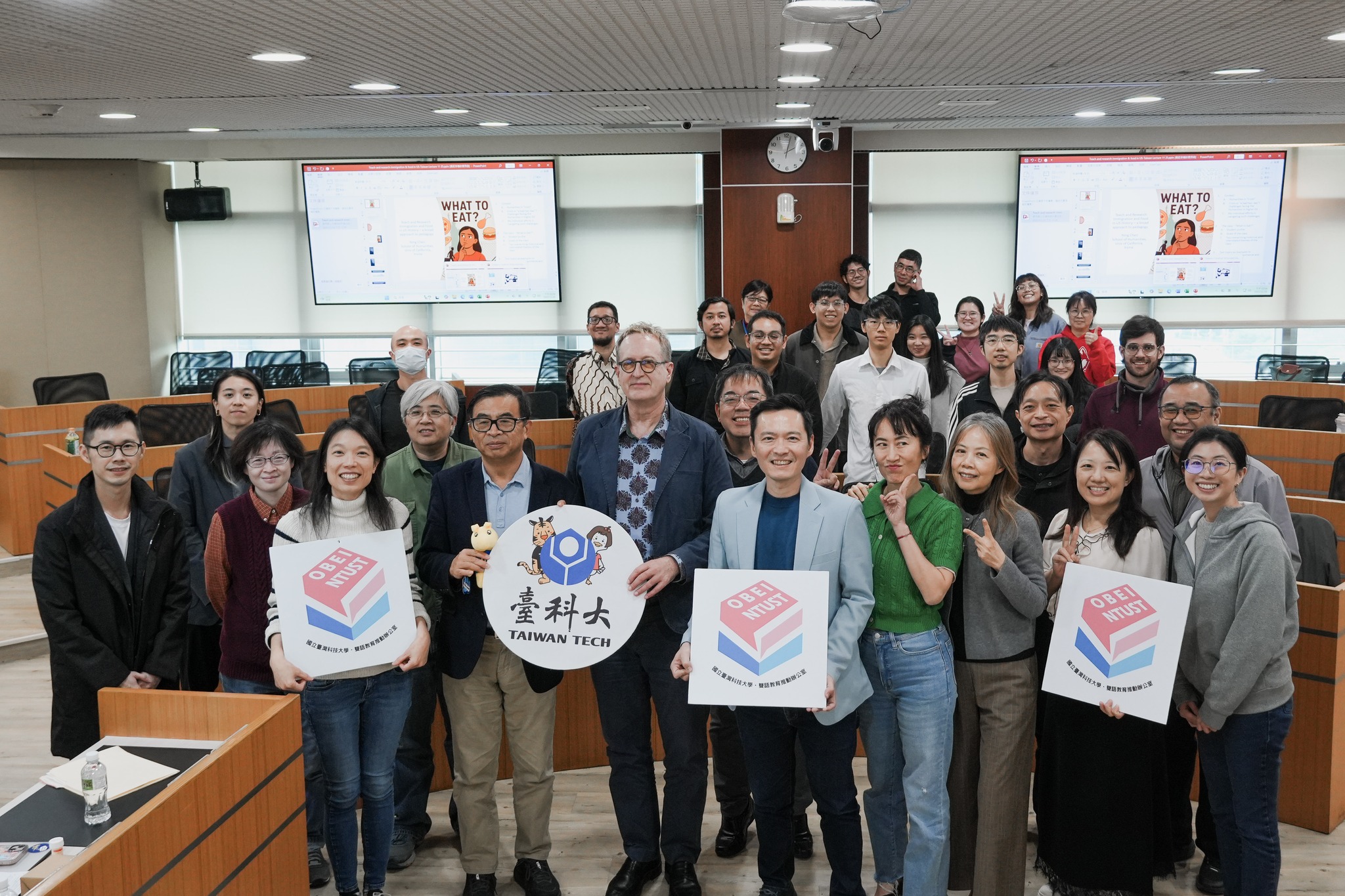 Faculty and students attentively attended the humanities lectures, which spanned aesthetics, cultural studies, and social history, bringing diverse humanistic perspectives and an international outlook to the Taiwan Tech campus.
