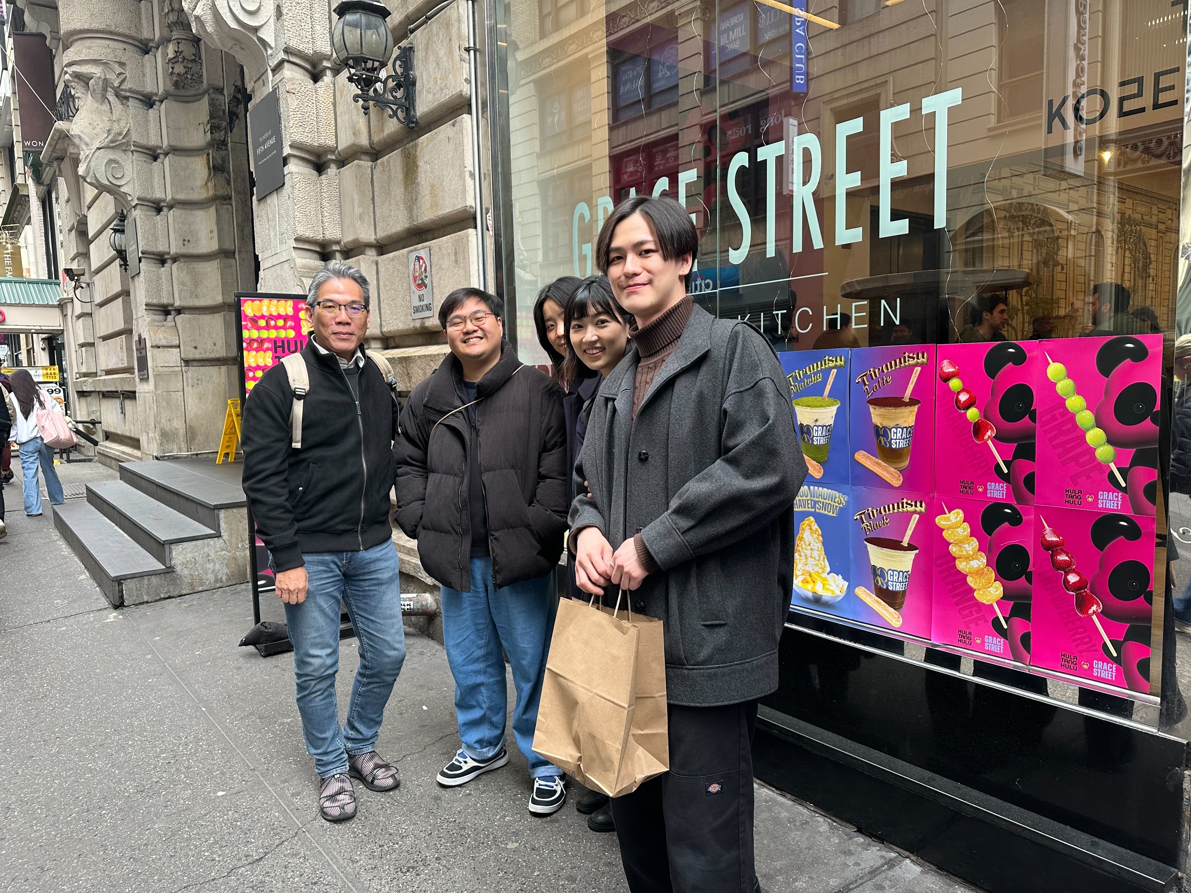 After meeting with several Taiwanese students currently studying design in New York, Ken-Tsai Lee (far left) remarked with admiration that Taiwan Tech offers incredibly high value for its cost.